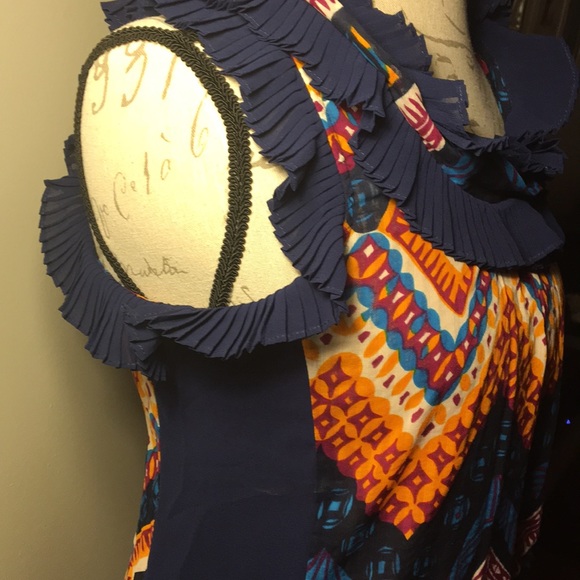 NWOT Akira beautiful batik print ruffle blouse M - Picture 6 of 8